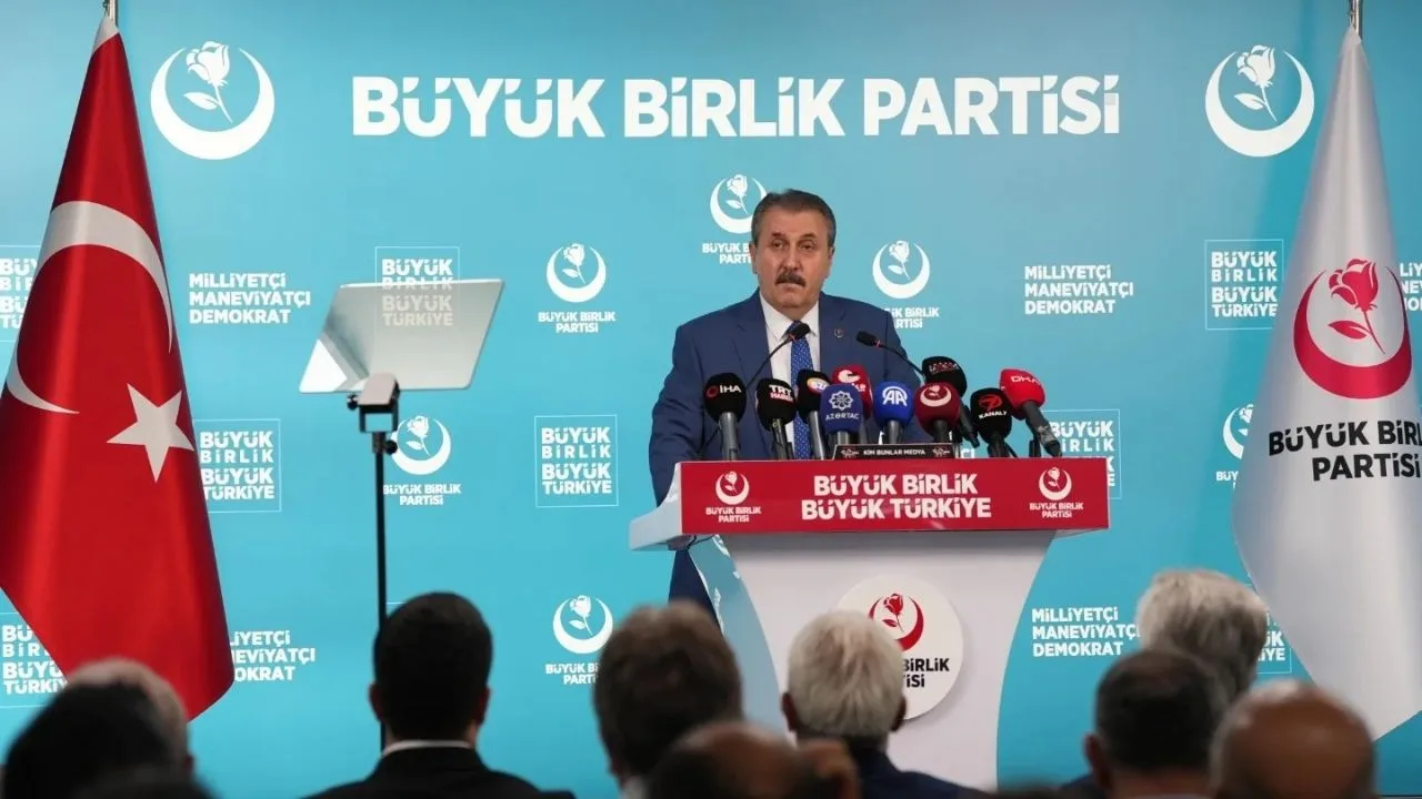 Destici’den “Süreç” Açıklaması: “Hukuk Herkese Eşit Uygulansın”
