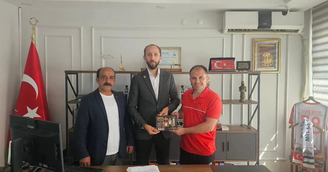 Cabir Çetinkaya: “Yeni Ahmet Ayık’lar, Taha Akgül’ler Yetiştirmeliyiz”